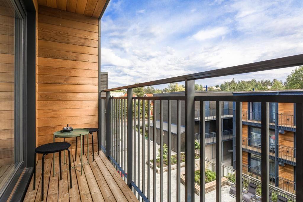Hoom Home & Hotel Соллентуна Экстерьер фото